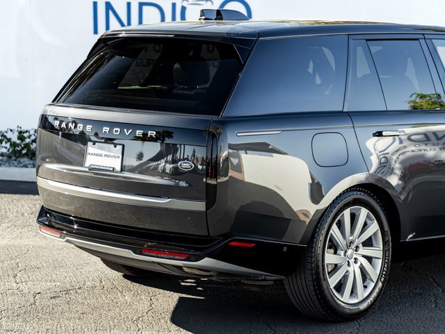Used 2023 Land Rover Range Rover SE image 7