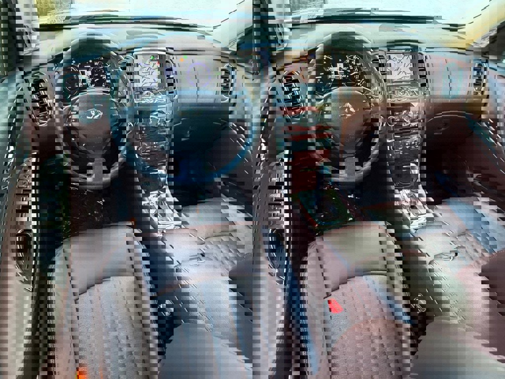 Used 2015 INFINITI QX50 Journey w/ Premium Package image 14