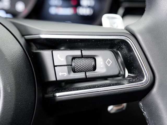 Certified 2026 Porsche Macan AWD/4WD image 13