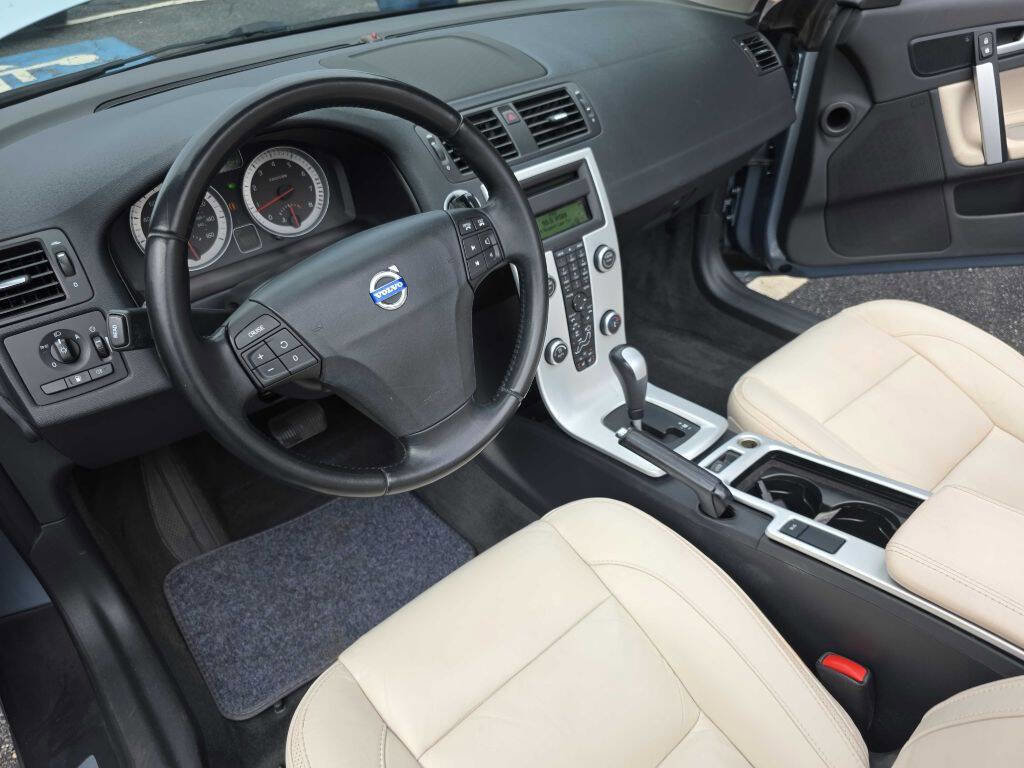 Used 2013 Volvo C70 T5 image 11