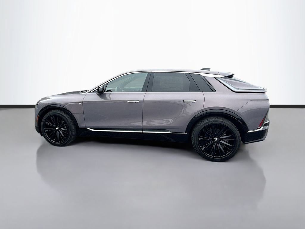 New 2025 Cadillac Lyriq Luxury w/ LPO, Floor Liner Package image 8