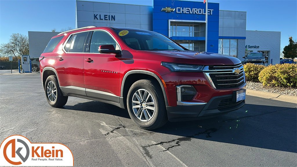 Used 2023 Chevrolet Traverse LT video 1