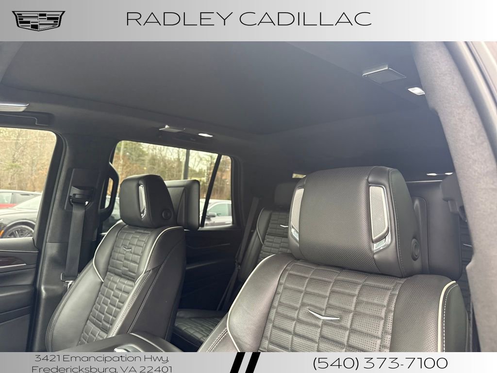 Used 2022 Cadillac Escalade Sport Platinum image 2
