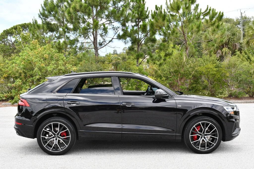 Used 2020 Audi Q8 Premium Plus w/ Premium Plus Package AWD/4WD image 38