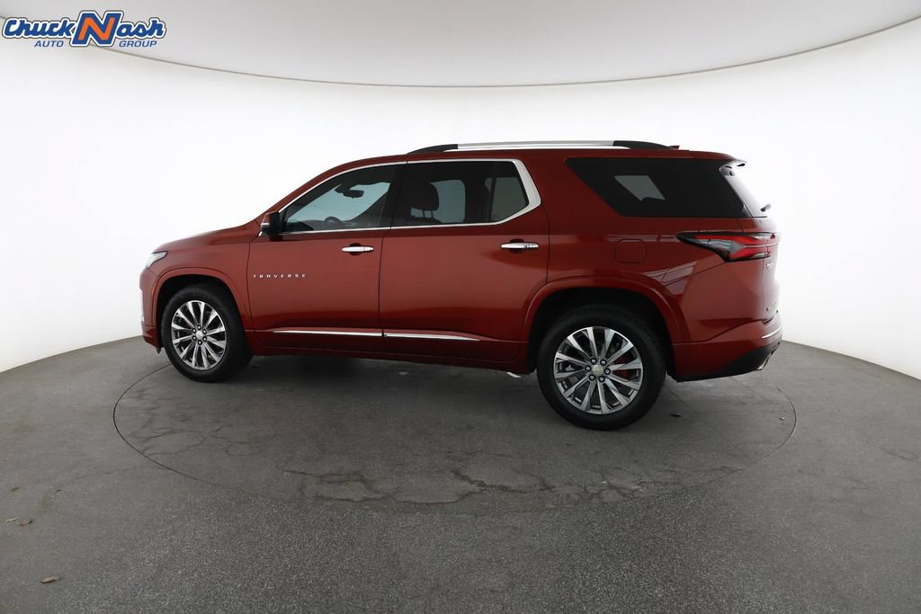 Used 2023 Chevrolet Traverse Premier w/ LPO, Floor Liner Package FWD image 8