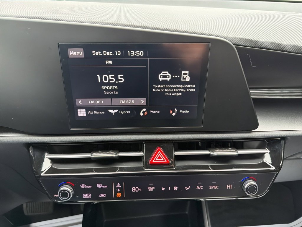 Certified 2025 Kia Niro LX image 33