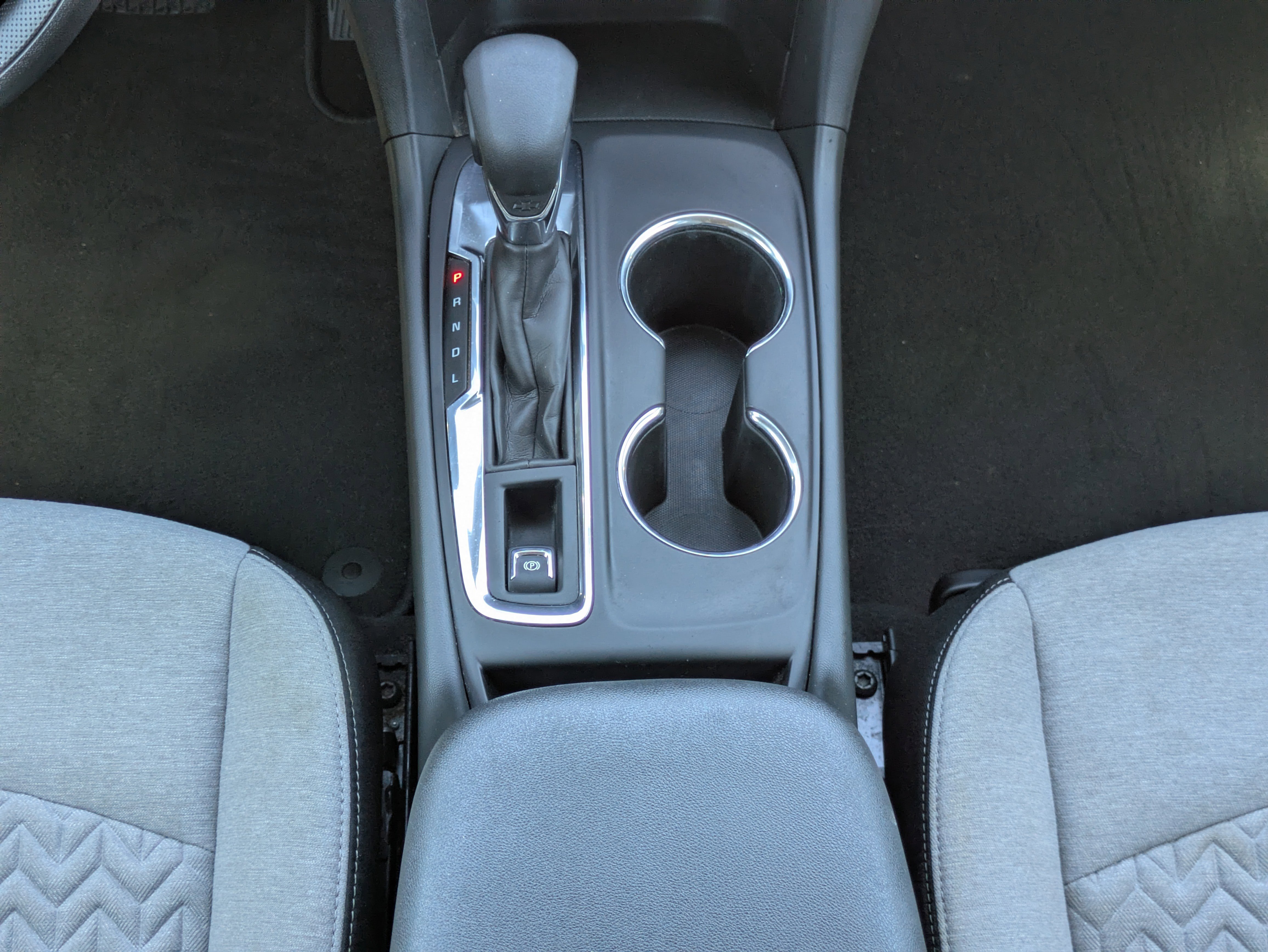 Used 2023 Chevrolet Equinox LS image 6