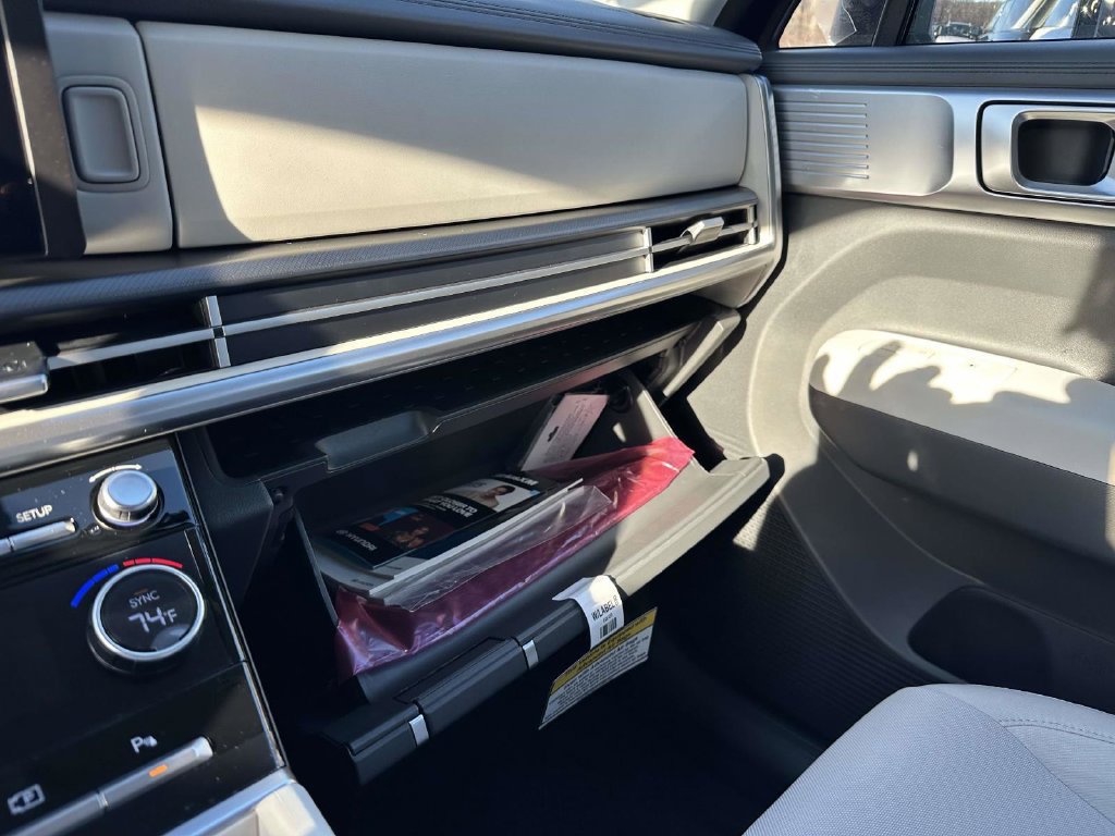 New 2026 Hyundai Santa Fe SE AWD/4WD image 18