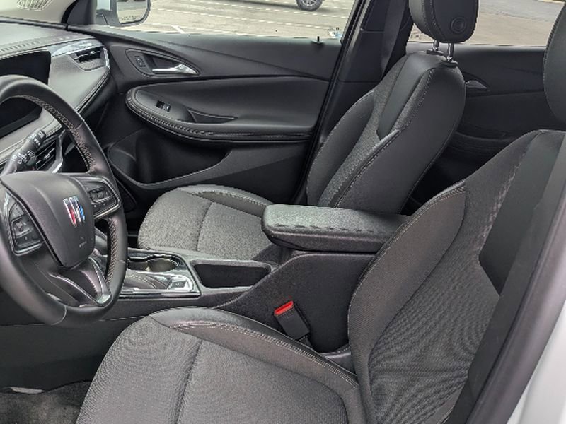 Used 2024 Buick Encore GX Preferred image 5