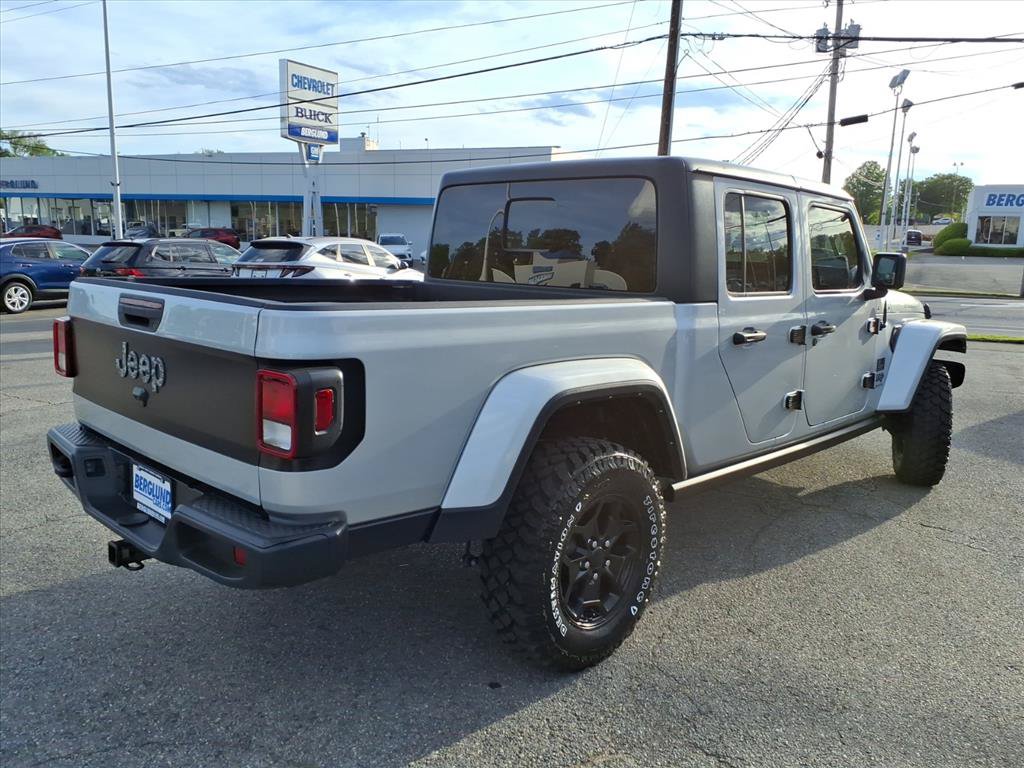 Used 2022 Jeep Gladiator Sport AWD/4WD image 3
