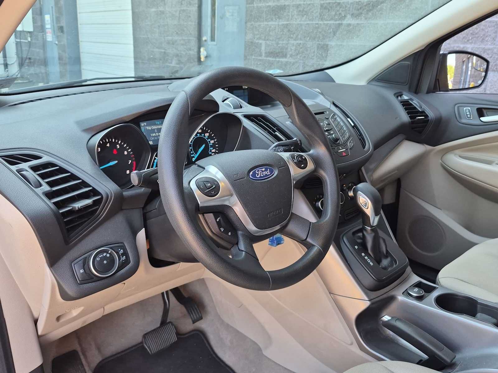 Used 2015 Ford Escape SE AWD/4WD image 10