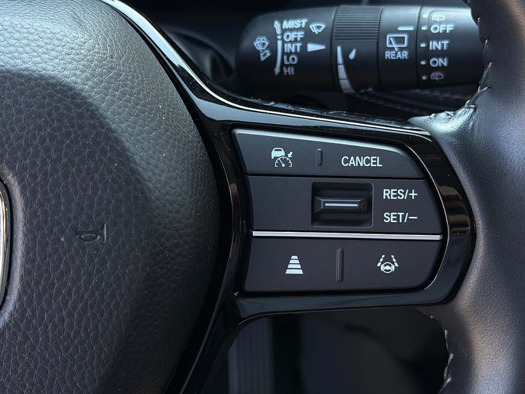 Used 2025 Honda HR-V EX-L image 23