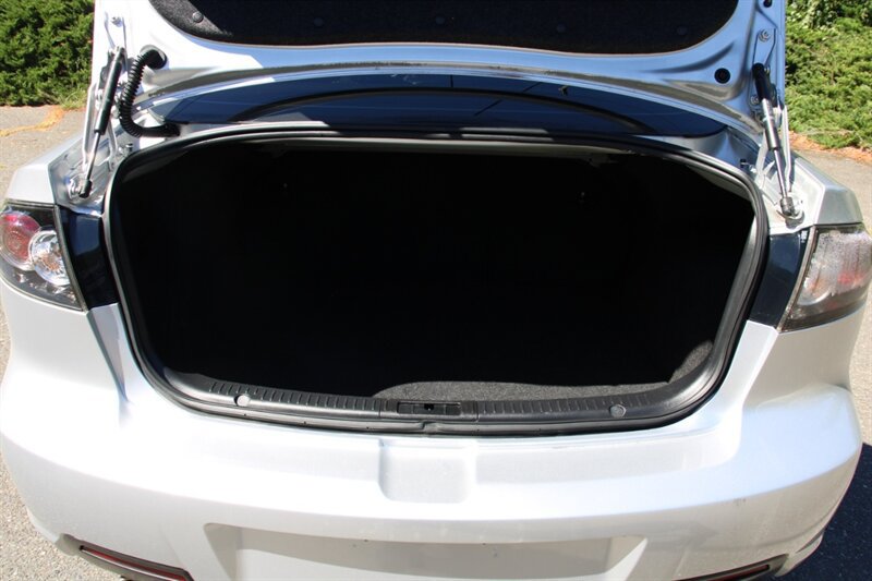 Used 2008 MAZDA MAZDA3 i Touring FWD image 15