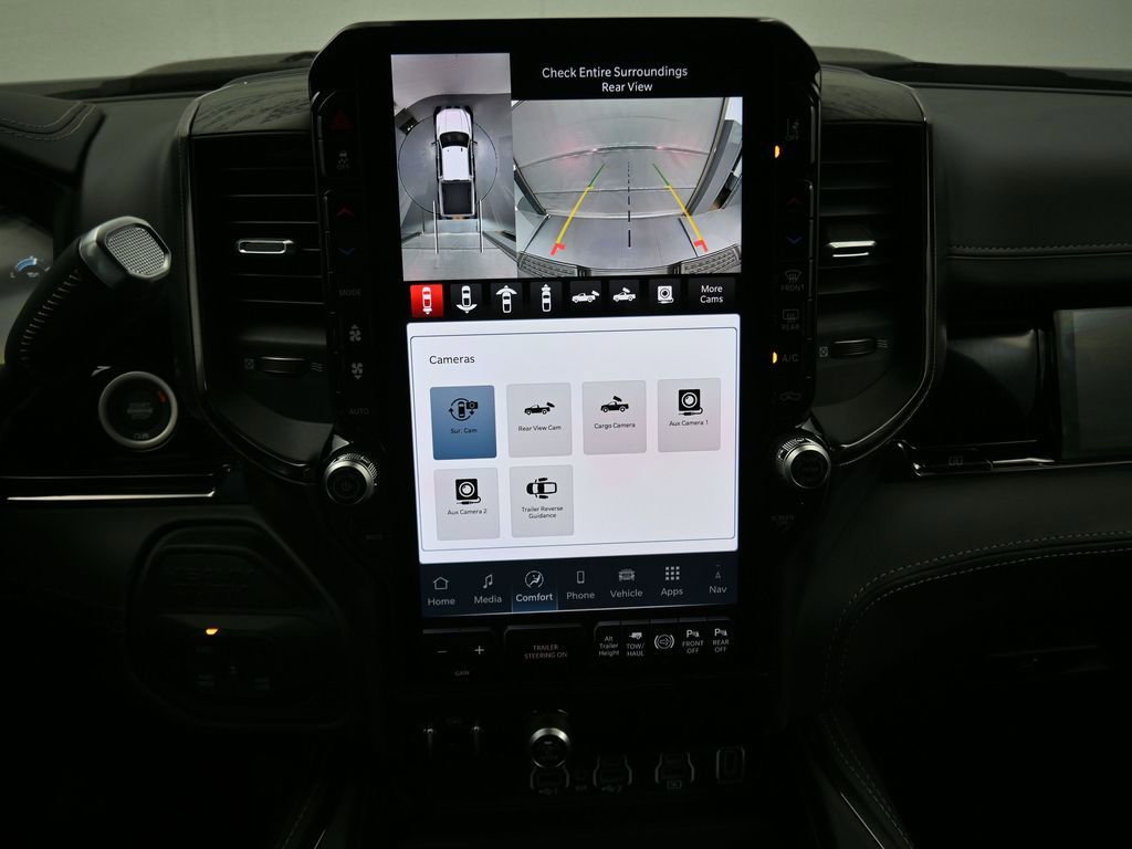 New 2025 RAM 3500 Limited image 13