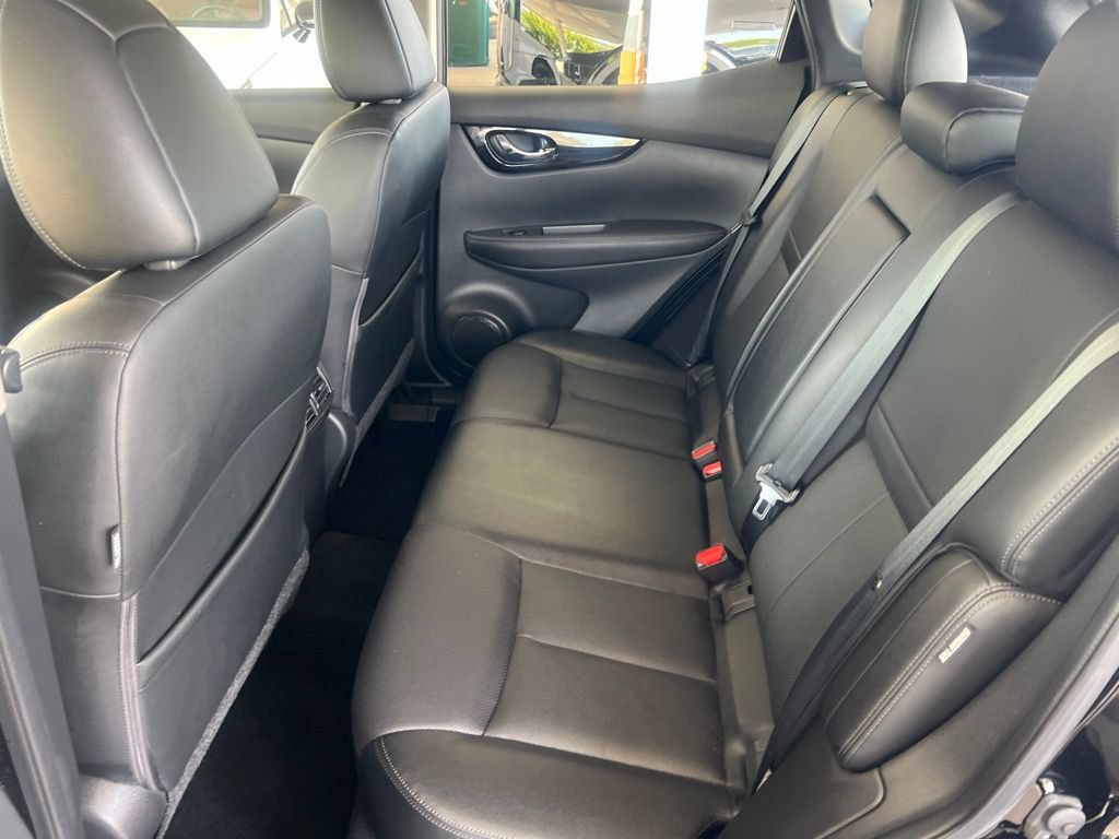 Certified 2022 Nissan Rogue Sport SL w/ Premium Package AWD/4WD image 8