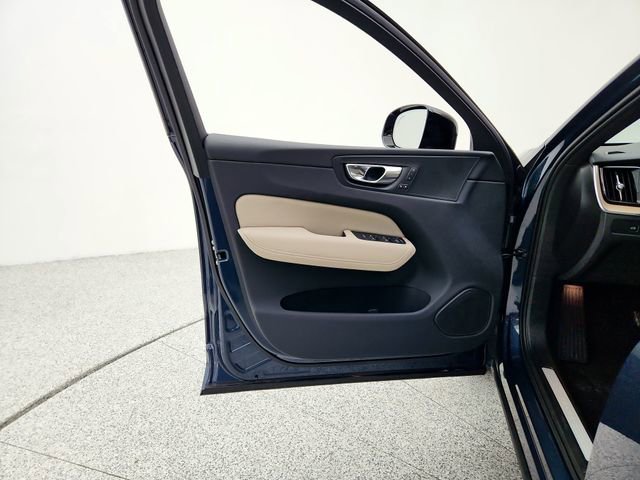New 2026 Volvo XC60 B5 Plus w/ Protection Package Premier image 23