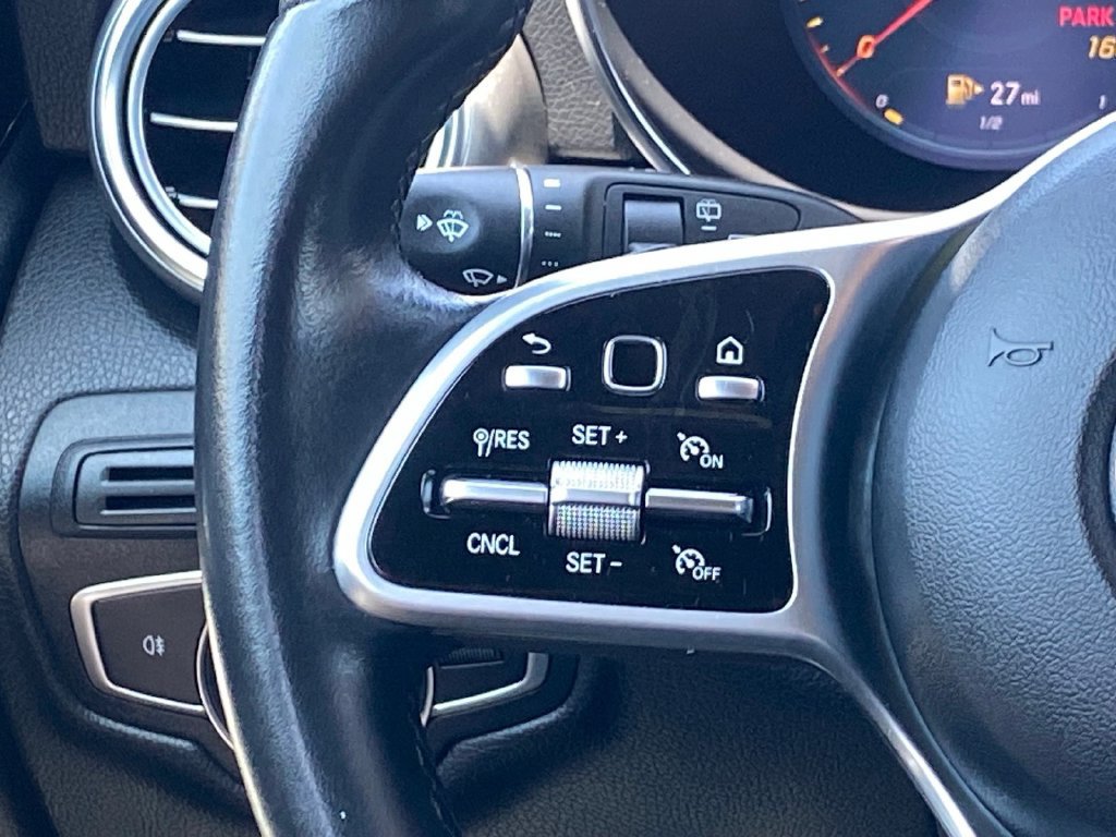 Used 2022 Mercedes-Benz GLC 300 image 20