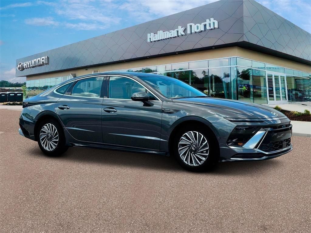 New 2025 Hyundai Sonata Limited FWD image 10