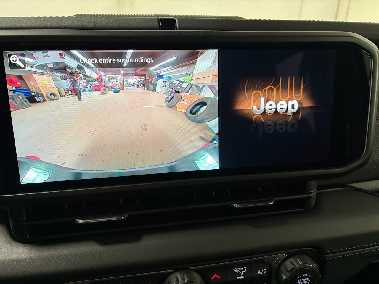 New 2026 Jeep Gladiator Mojave AWD/4WD image 20