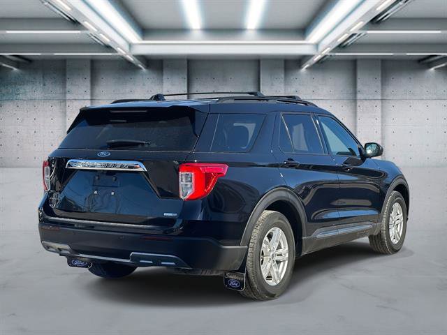 Used 2020 Ford Explorer XLT w/ Equipment Group 202A image 5