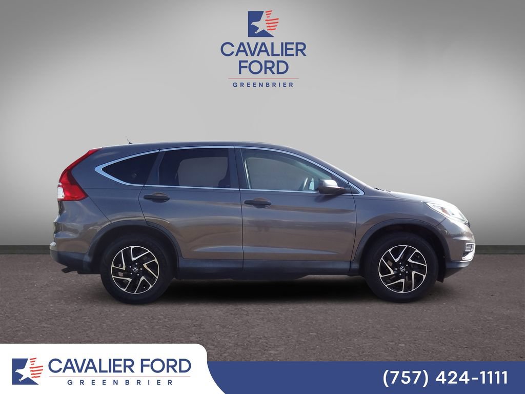 Used 2016 Honda CR-V SE image 2