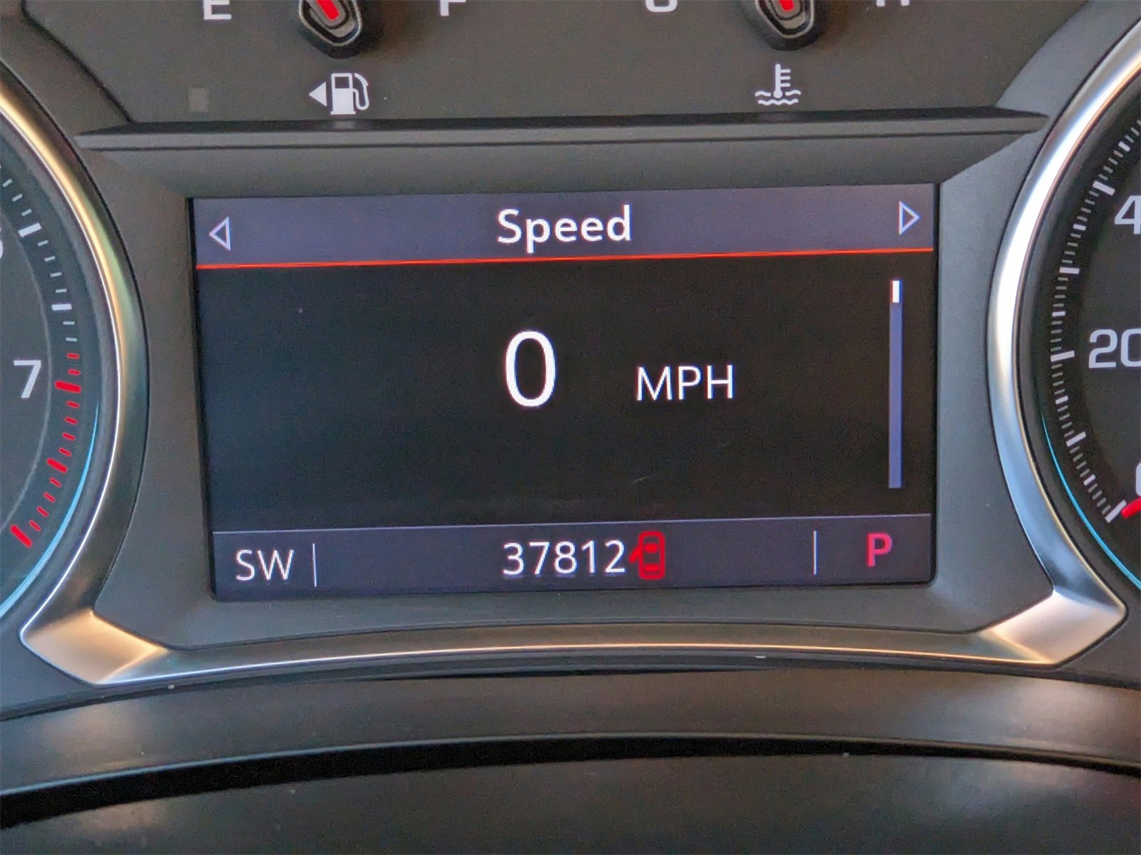 Used 2023 Chevrolet Traverse LT image 34