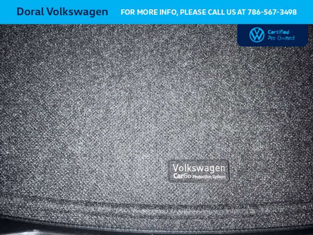Used 2025 Volkswagen Taos SE FWD image 25