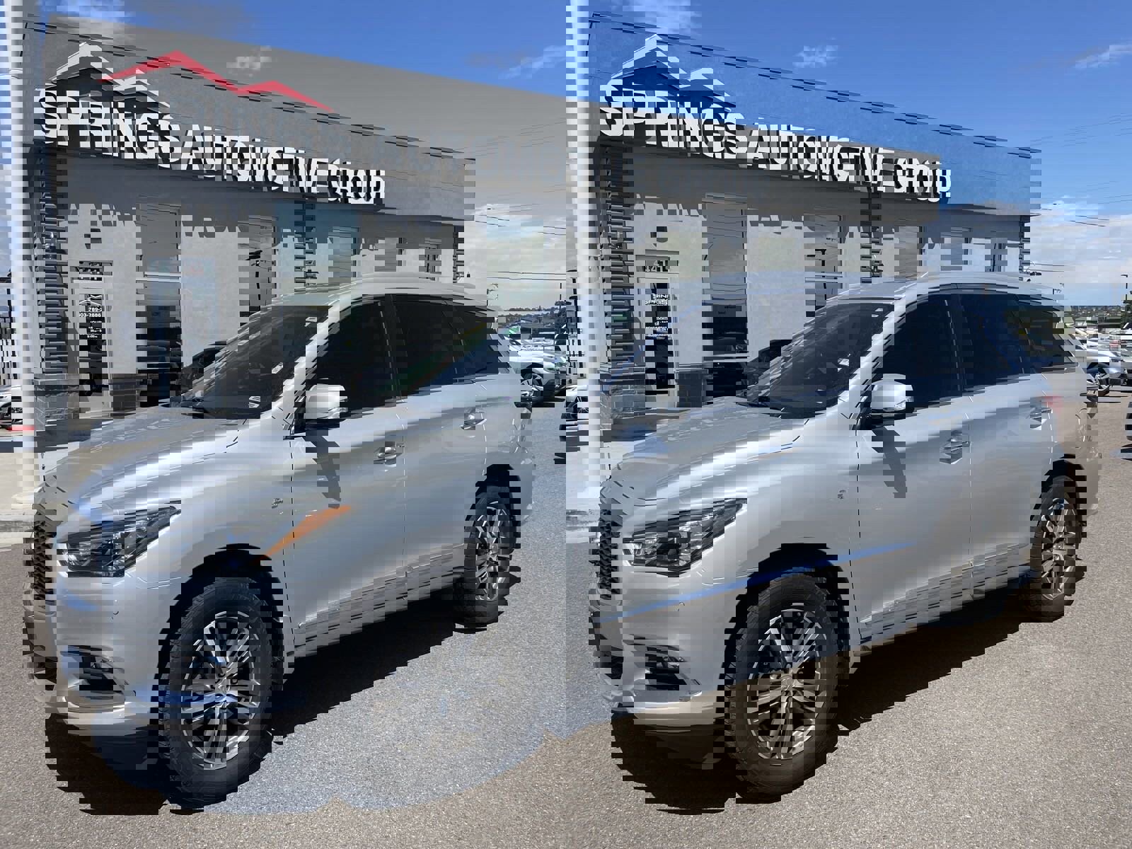 Used 2020 INFINITI QX60 Luxe w/ Essential Package