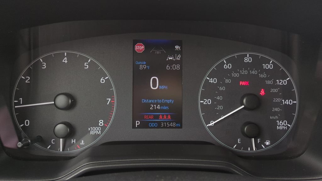 Used 2024 Toyota Corolla Cross LE FWD image 21
