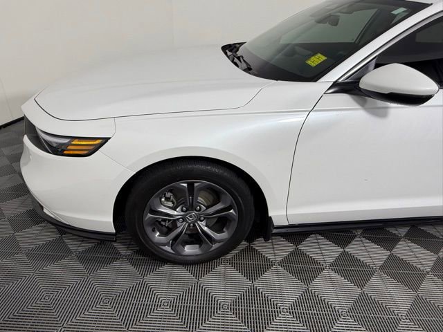 Used 2025 Honda Accord EX-L image 12