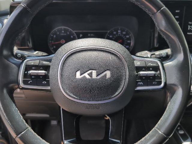 Used 2022 Kia Sorento S FWD image 11