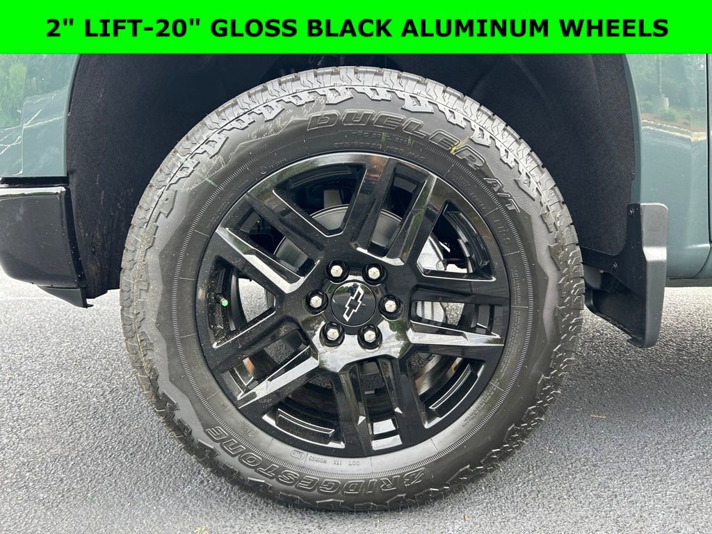 New 2026 Chevrolet Silverado 1500 Custom Trail Boss w/ LPO, Dark Essentials Package AWD/4WD image 3