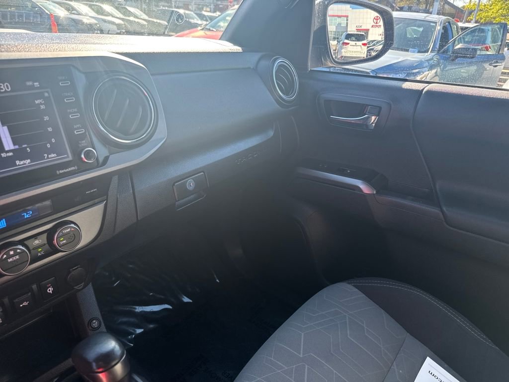 Used 2022 Toyota Tacoma TRD Sport image 27