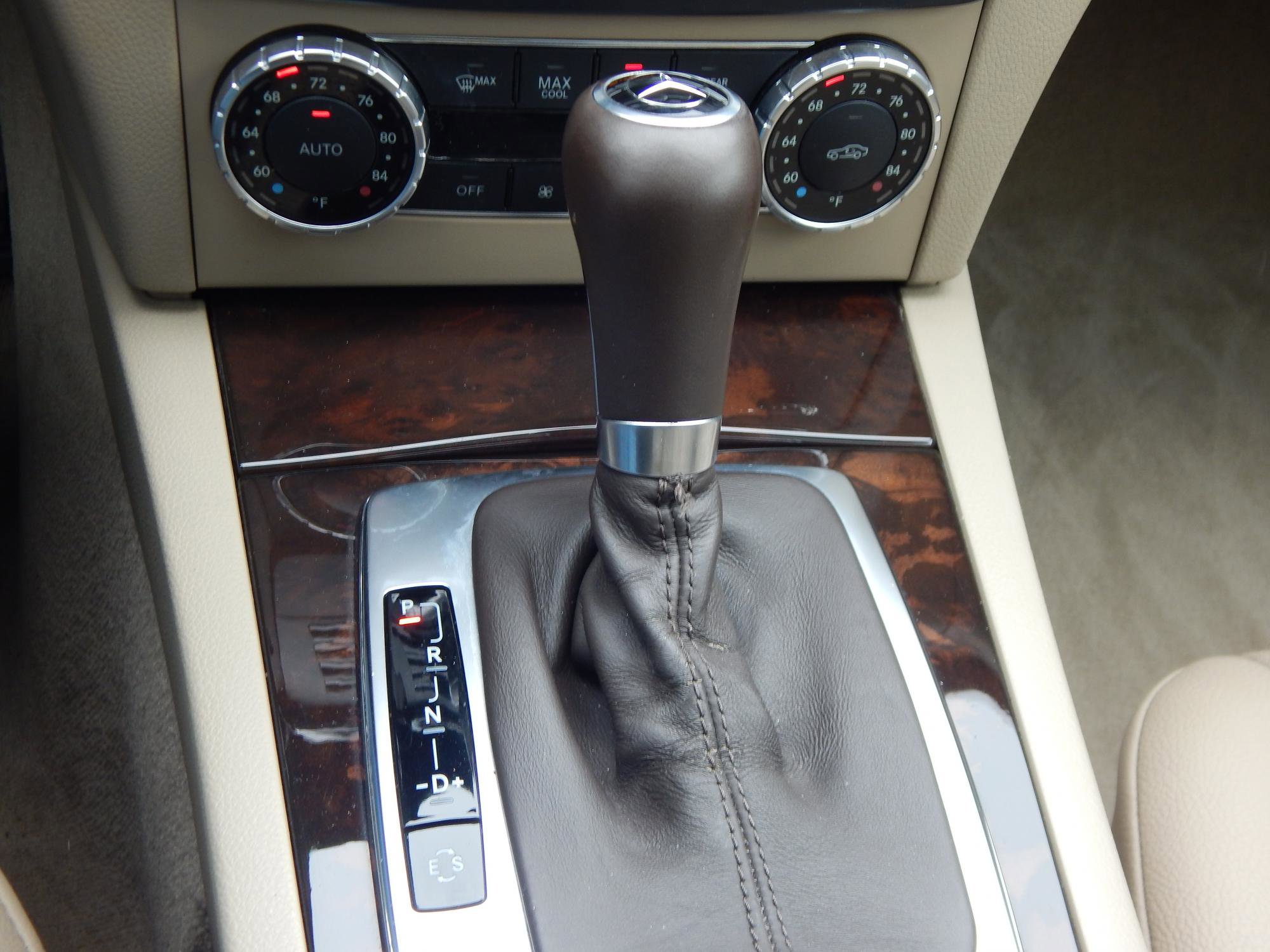 Used 2014 Mercedes-Benz C 300 SEDAN 4-DR image 27