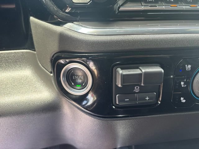 Used 2025 Chevrolet Silverado 1500 High Country AWD/4WD image 10