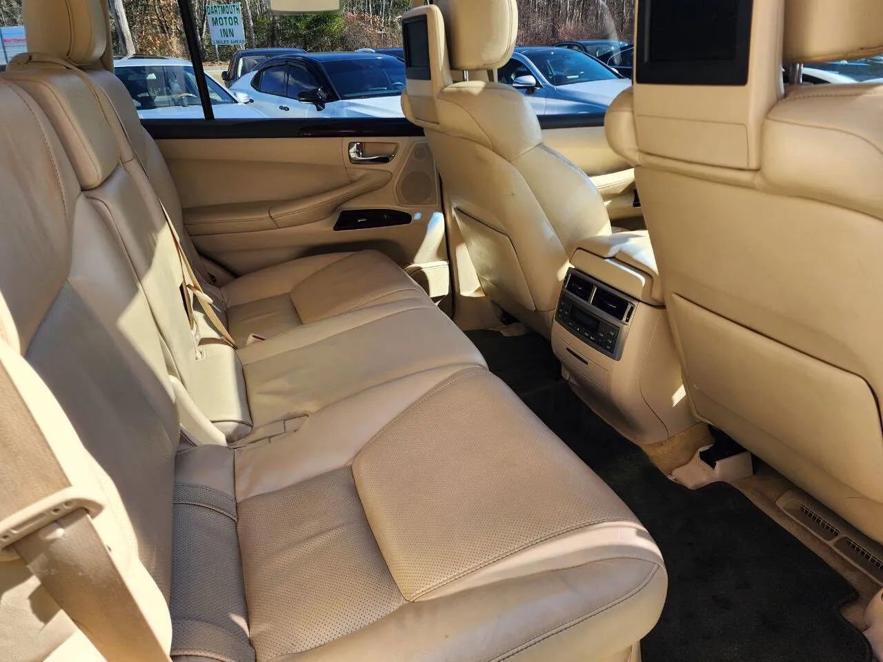 Used 2013 Lexus LX 570 LX 570 Sport Utility 4D w/ Luxury Pkg w/Pre-crash image 18