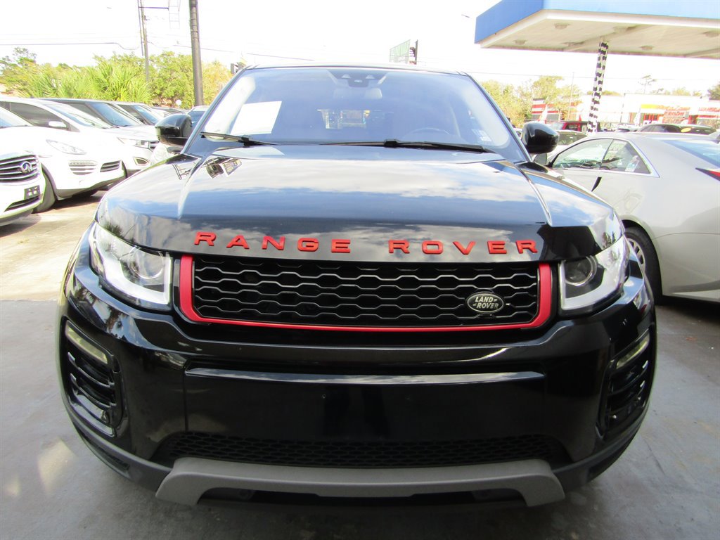 Used 2018 Land Rover Range Rover Evoque SE image 2