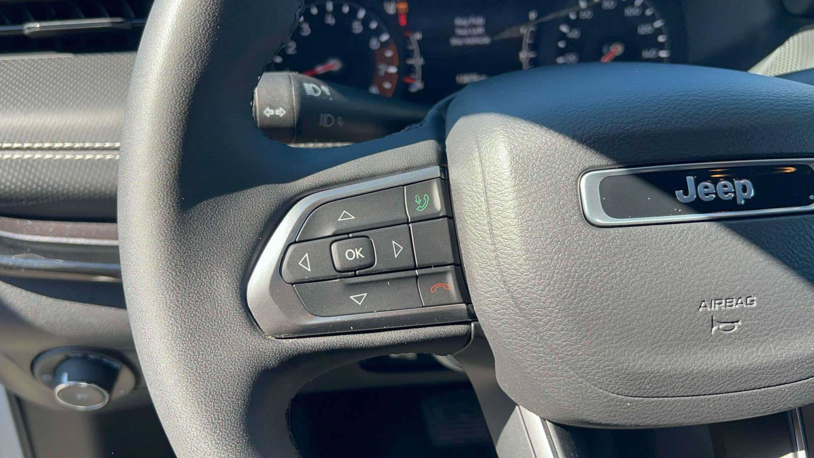 Used 2023 Jeep Compass Latitude w/ Convenience Group image 21