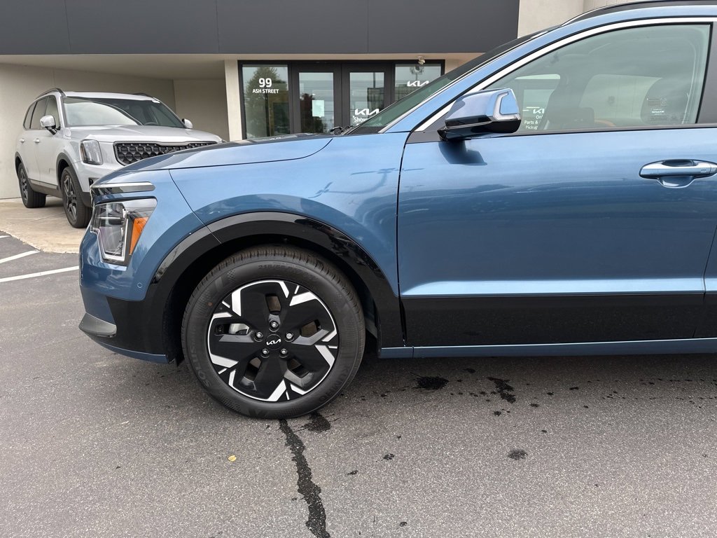 New 2025 Kia Niro Wave w/ Wave Preserve Package image 11