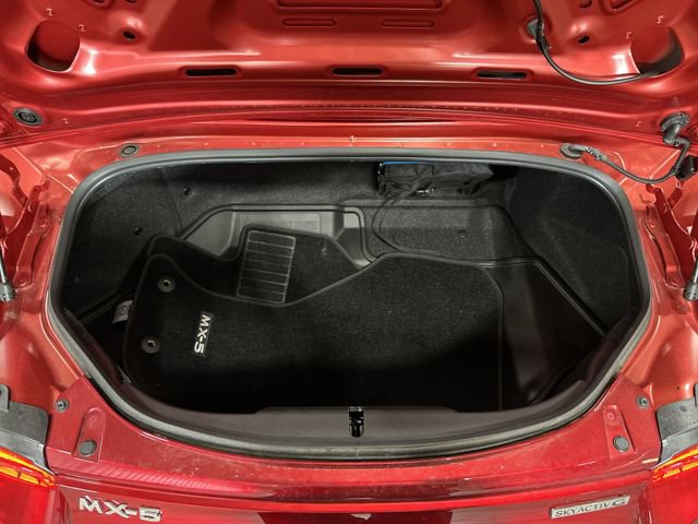 Used 2025 MAZDA MX-5 Miata Club w/ Weather Package RWD image 23