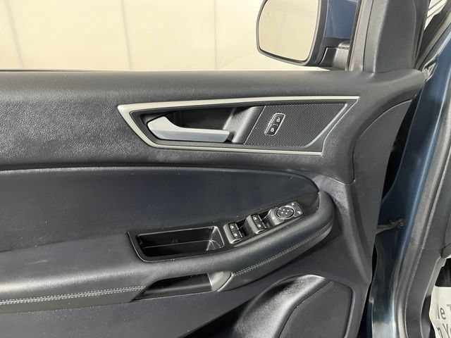 Used 2019 Ford Edge SEL w/ Equipment Group 201A AWD/4WD image 16