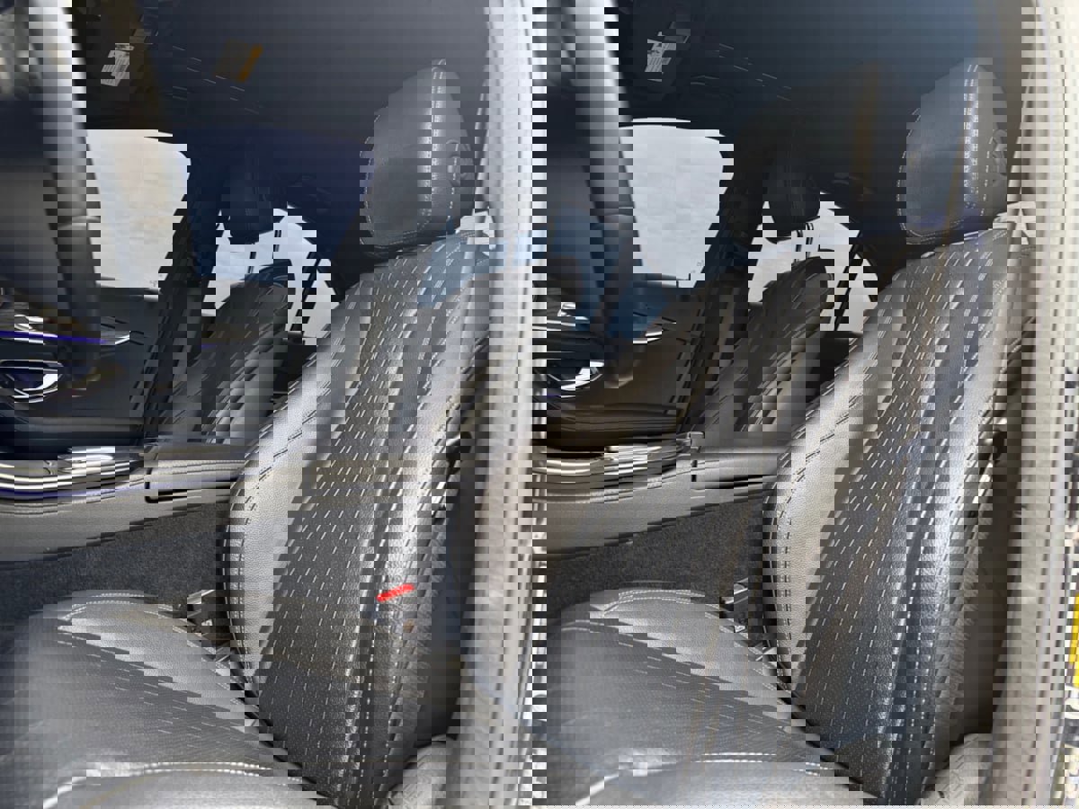 Used 2023 Mercedes-Benz E 350 Sedan image 17