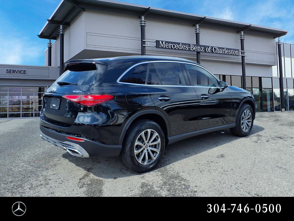 Used 2026 Mercedes-Benz GLC 300 4MATIC image 3