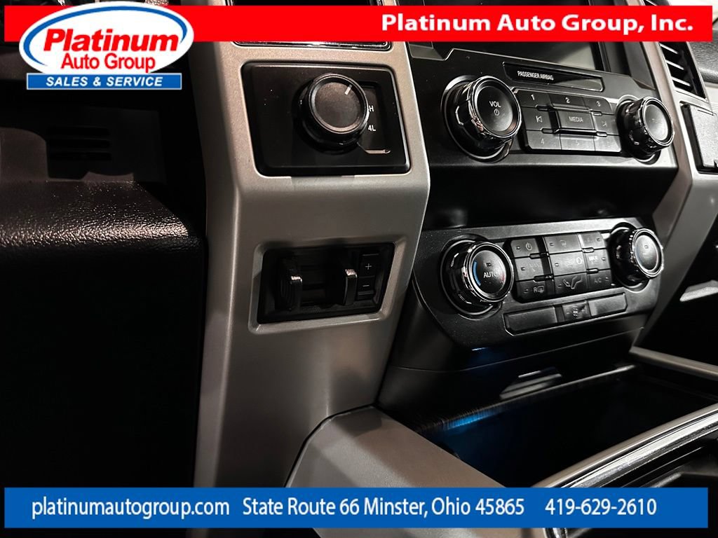 Used 2020 Ford F350 Lariat w/ Chrome Package AWD/4WD image 23