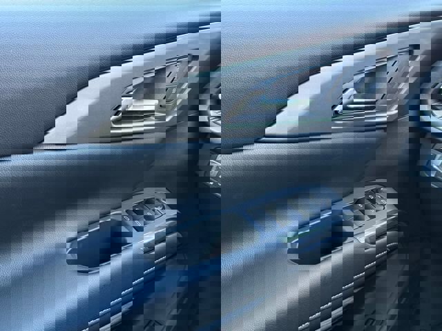 New 2026 Chevrolet Traverse LT w/ Driver Confidence Package image 34