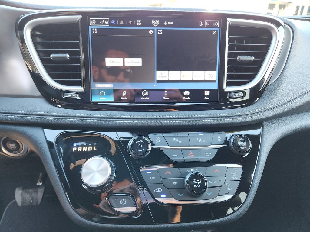 New 2026 Chrysler Pacifica Select w/ S Appearance Package image 22