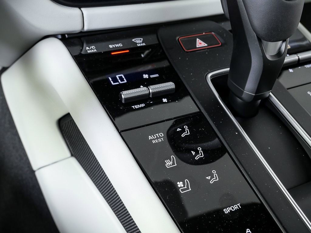 New 2026 Porsche Macan S AWD/4WD image 18