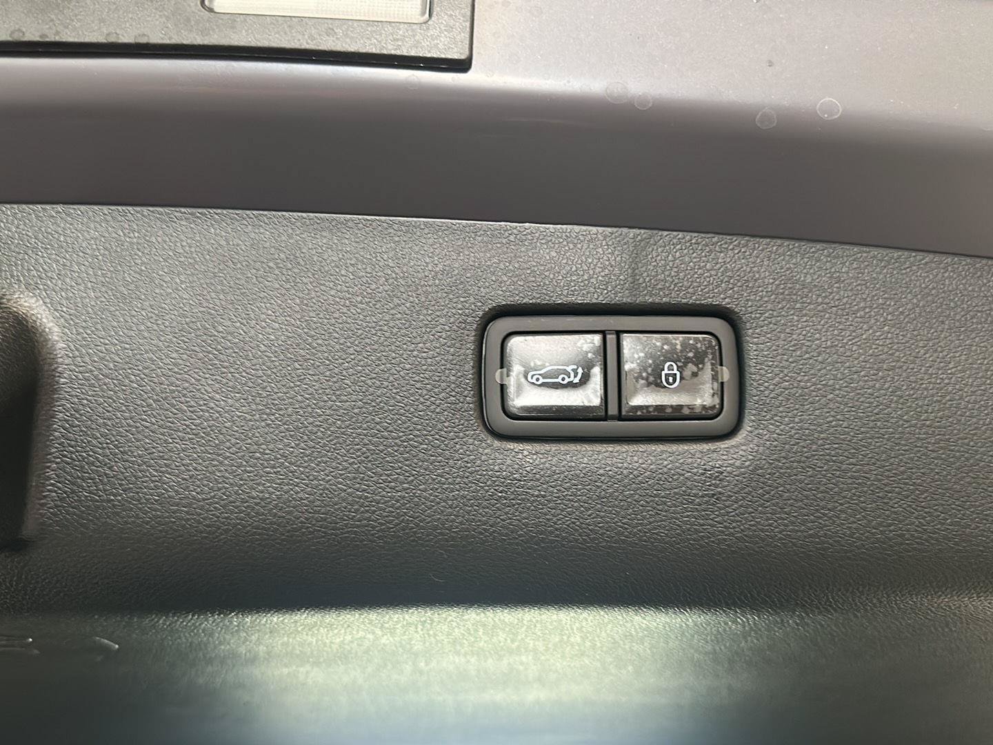 Used 2026 Genesis GV70 2.5T Select AWD/4WD image 16