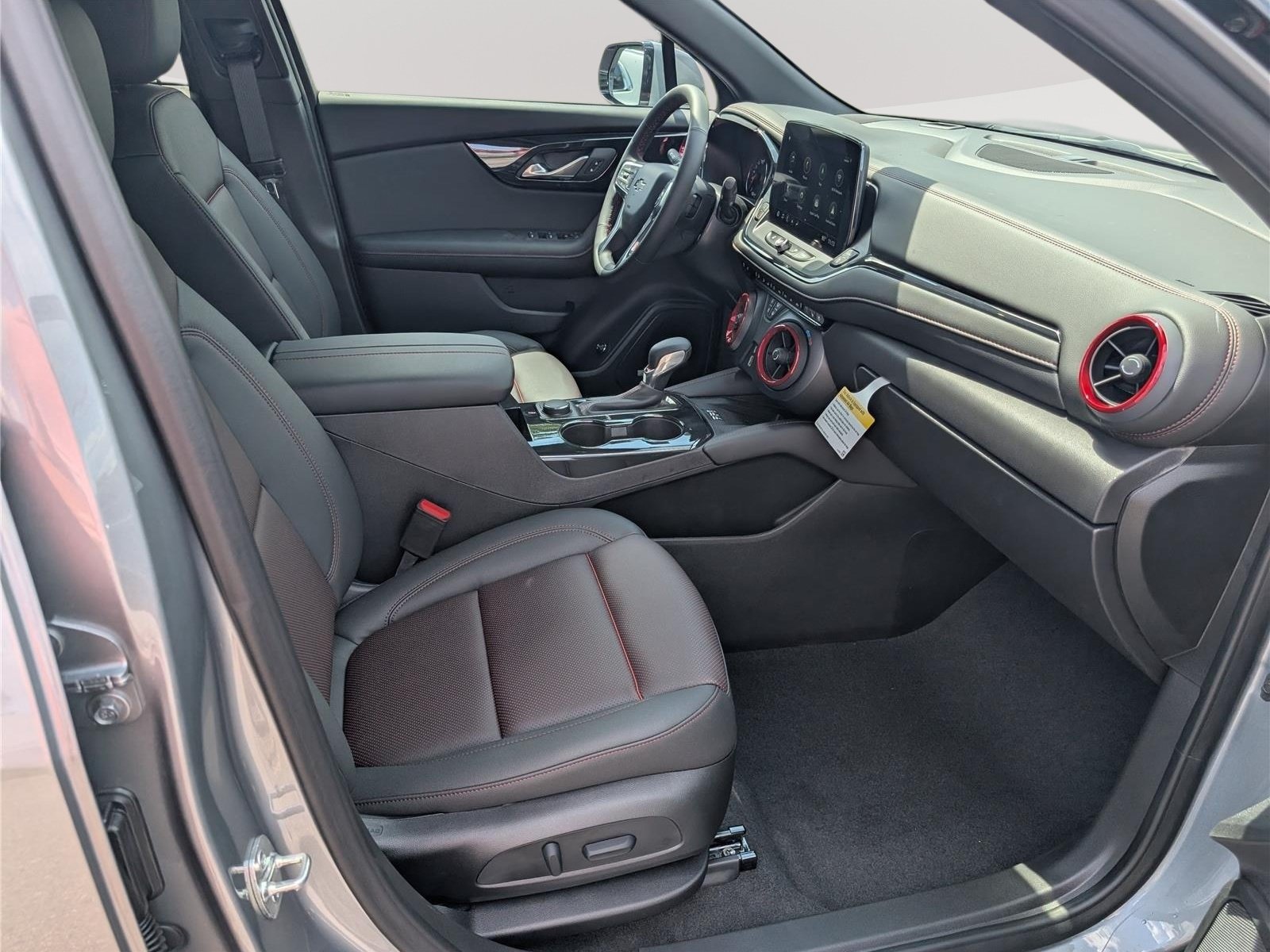 New 2026 Chevrolet Blazer RS w/ Driver Confidence II Package FWD image 6
