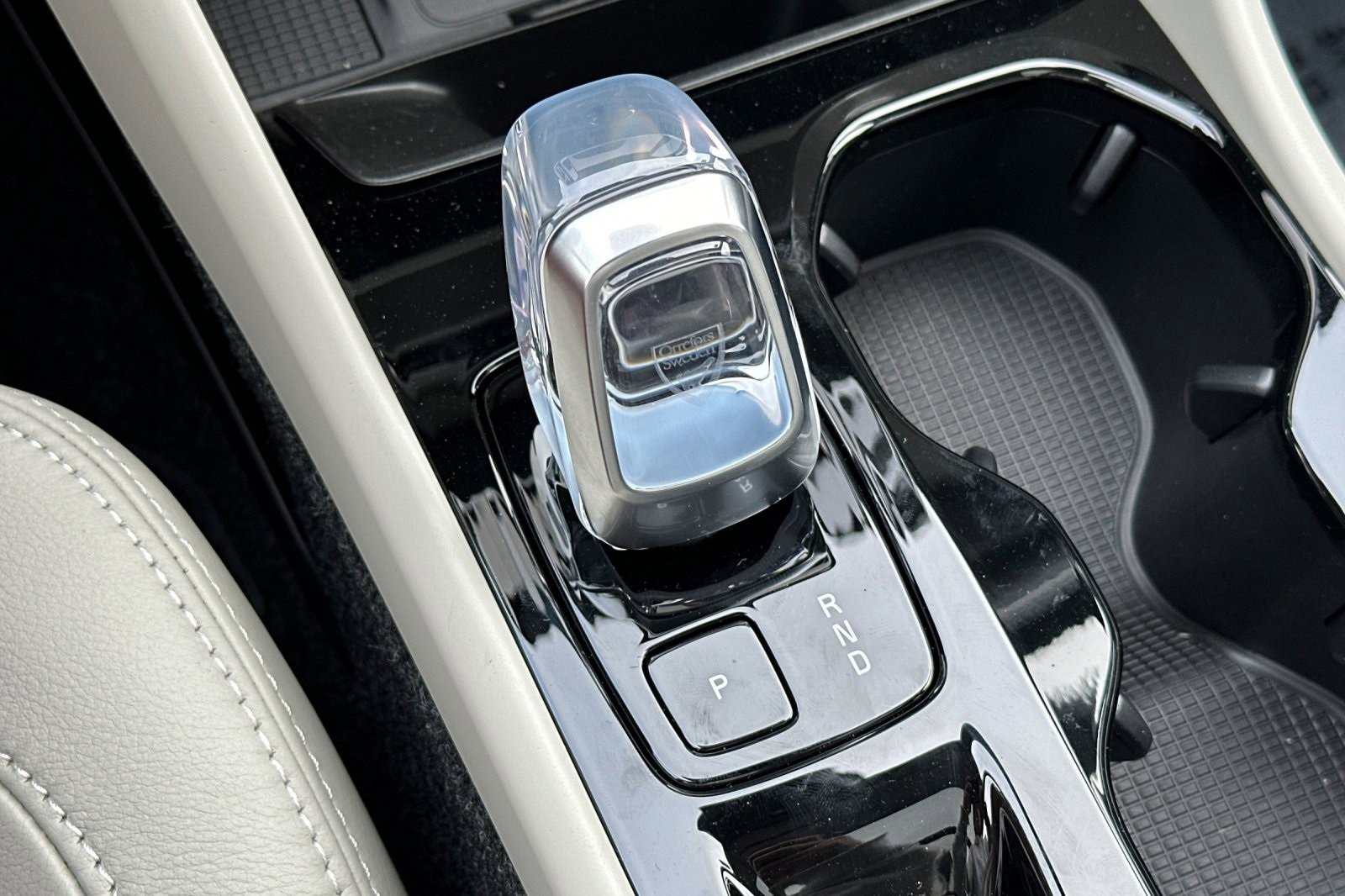 New 2026 Volvo XC40 B5 Ultra w/ Climate Package image 24